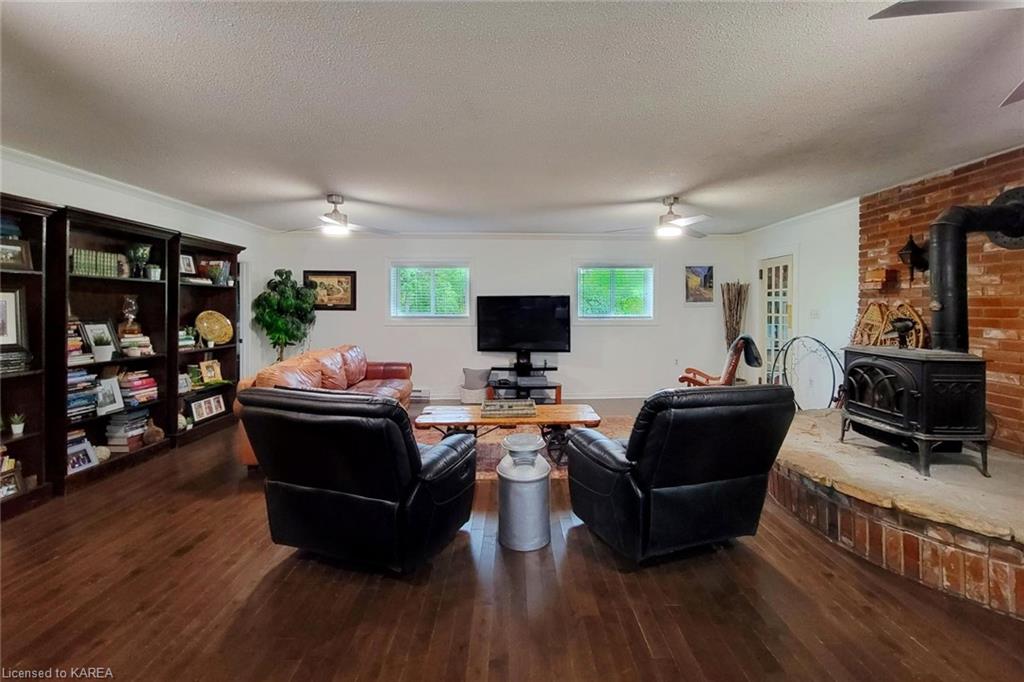 22 CLARK Drive, Gananoque, Ontario, Canada