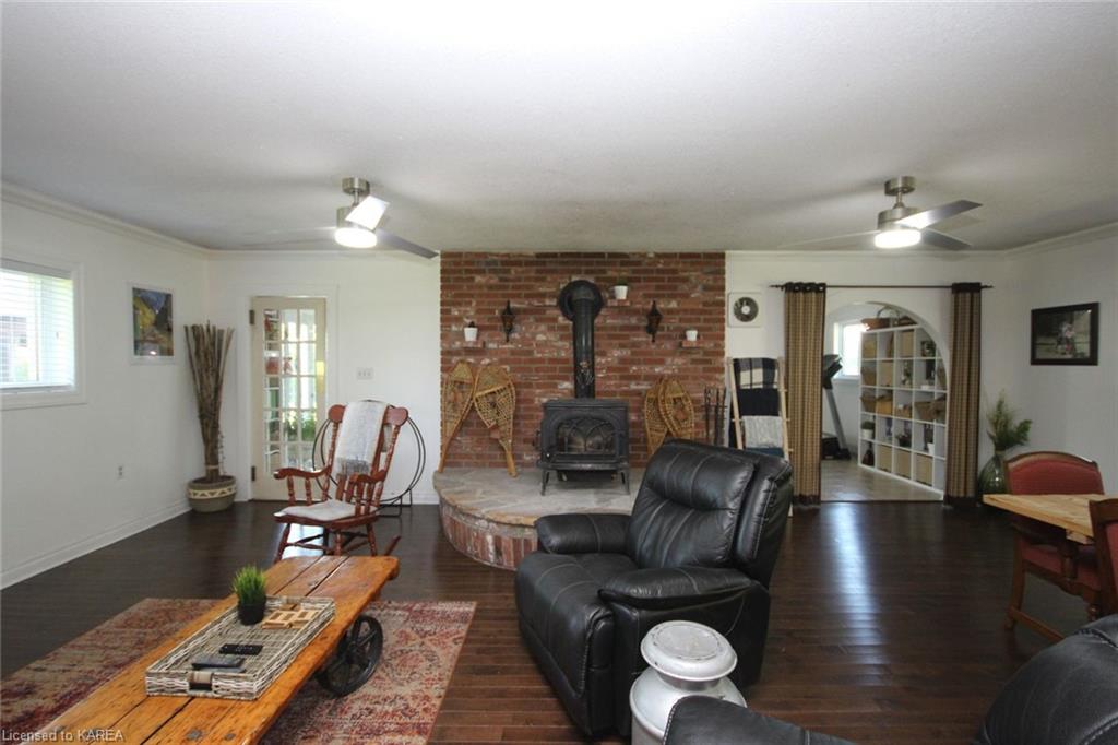 22 CLARK Drive, Gananoque, Ontario, Canada