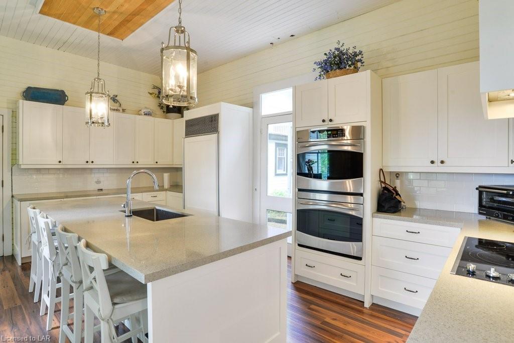 31 ISLAND PENMAN, Rosseau, Ontario, Canada