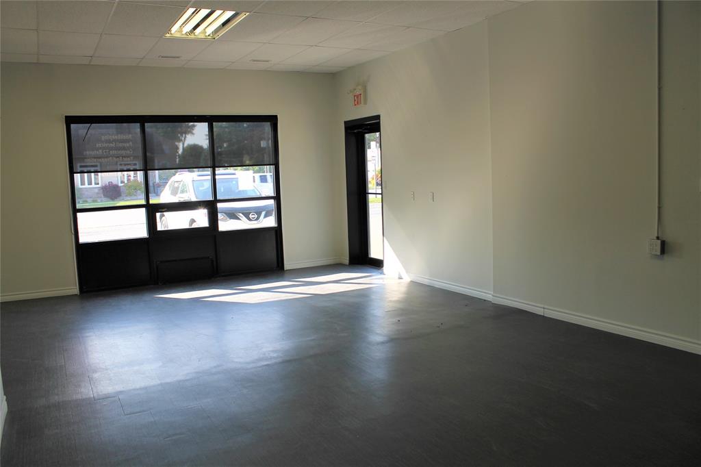 569 BROADWAY Street Unit# 3, Plympton-Wyoming, Ontario, Canada