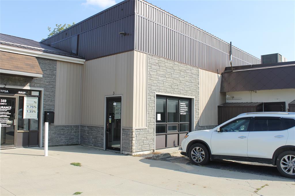 569 BROADWAY Street, Plympton-Wyoming, Ontario, Canada