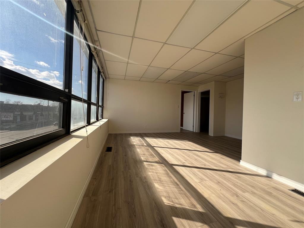 462 EXMOUTH Street Unit# 2 Upper, Sarnia, Ontario, Canada photo 2