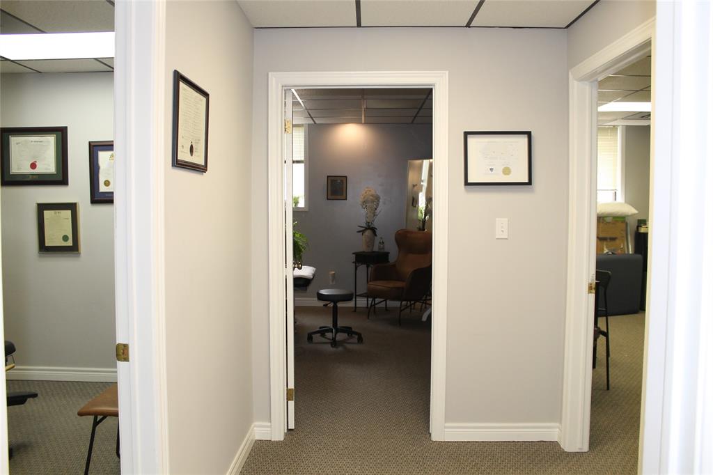 251 EXMOUTH Street Unit# 4, Sarnia, Ontario, Canada photo 3