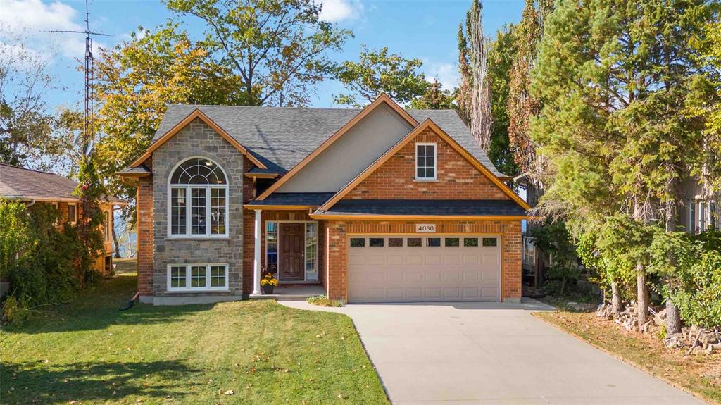 4080 BLUEPOINT Drive, Plympton-Wyoming, Ontario, Canada photo 2