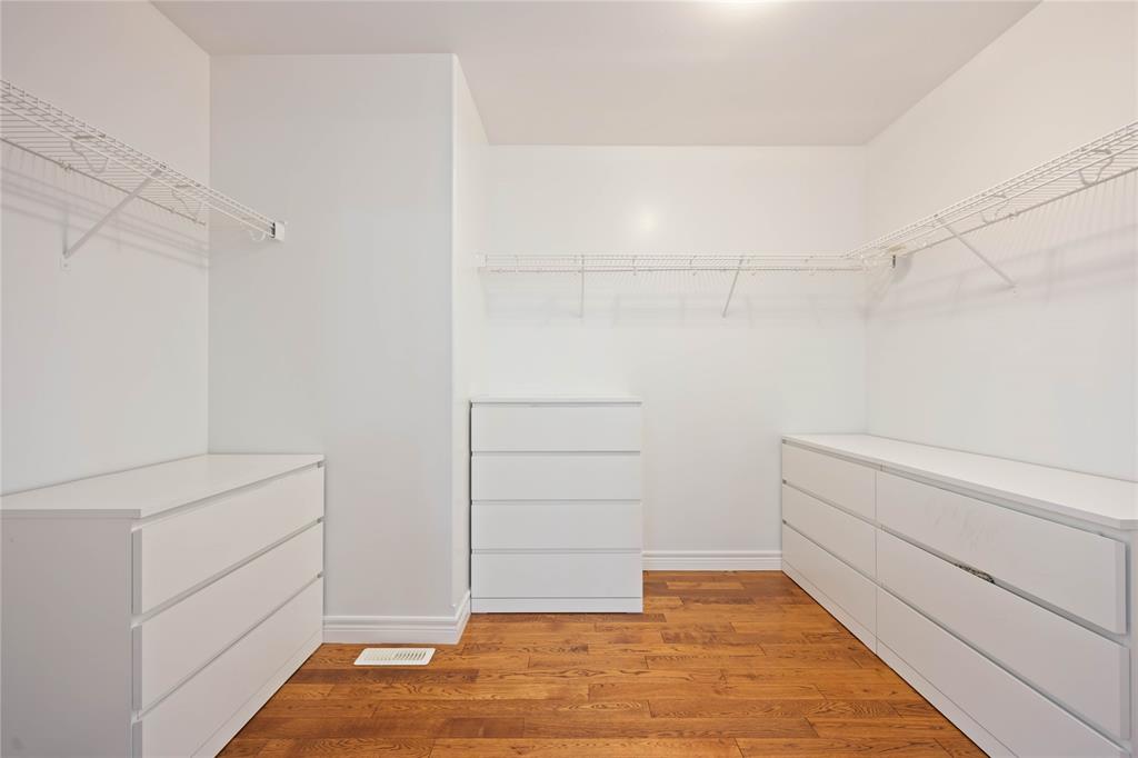 4080 BLUEPOINT Drive, Plympton-Wyoming, Ontario, Canada photo 16