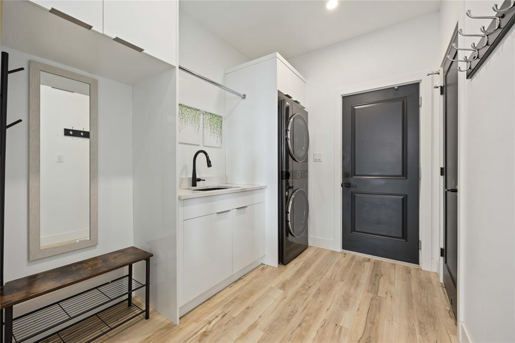 6730 GRIFFIN Drive, Plympton-Wyoming, Ontario, Canada photo 9