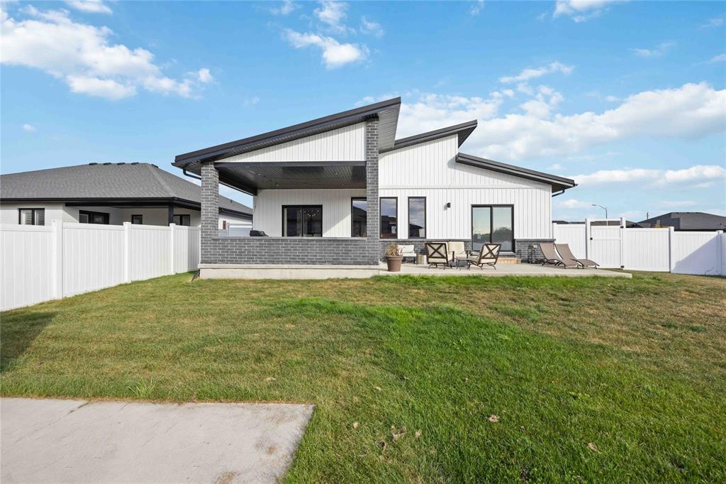 6730 GRIFFIN Drive, Plympton-Wyoming, Ontario, Canada photo 24