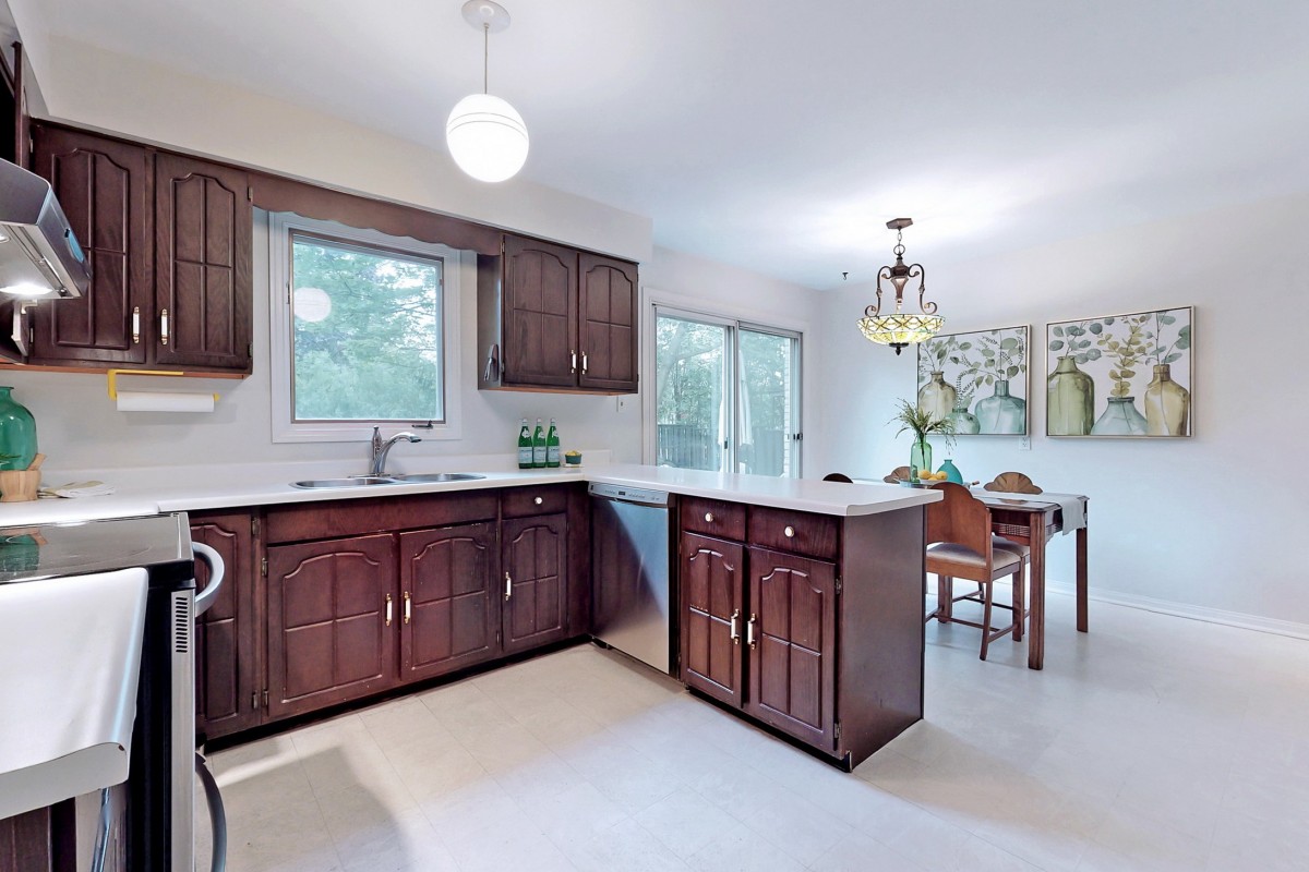 144 Briarwood Rd, Unionville, Ontario, Canada photo 14