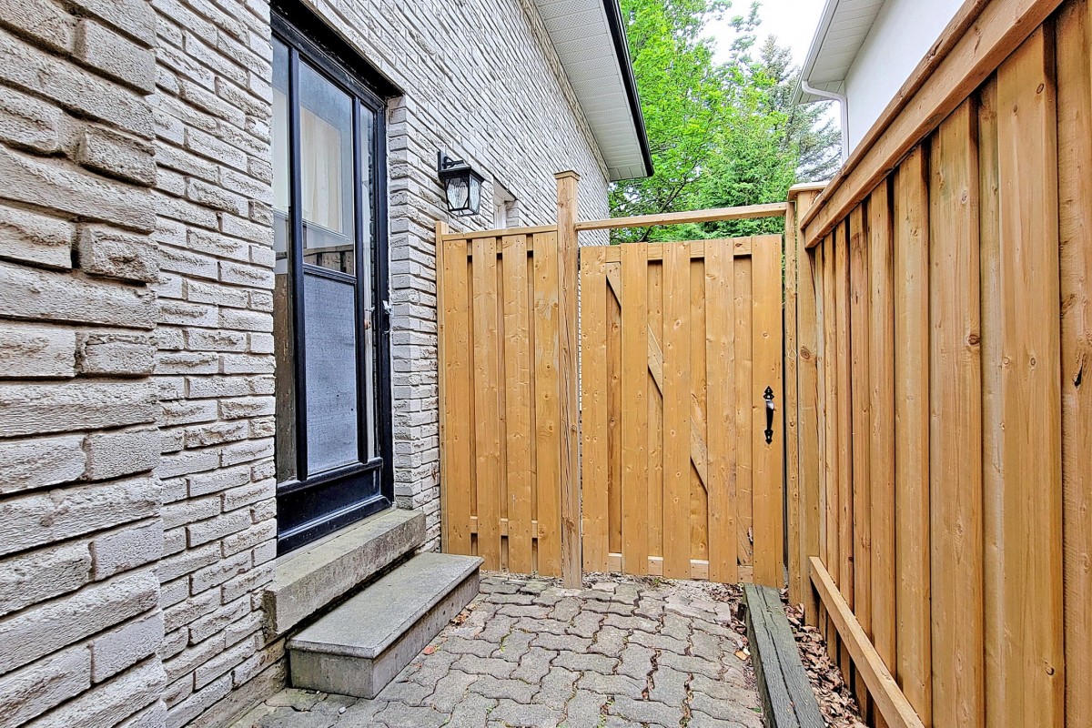 144 Briarwood Rd, Unionville, Ontario, Canada photo 44