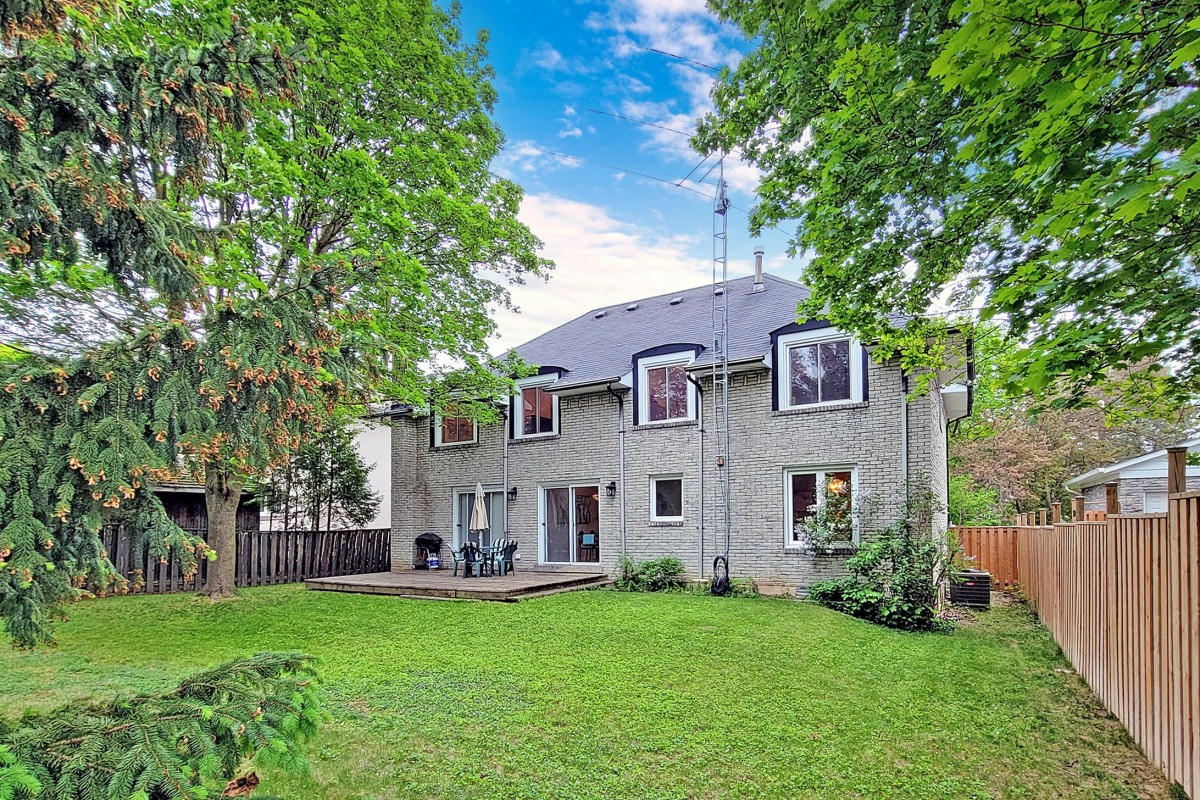 144 Briarwood Rd, Unionville, Ontario, Canada photo 42