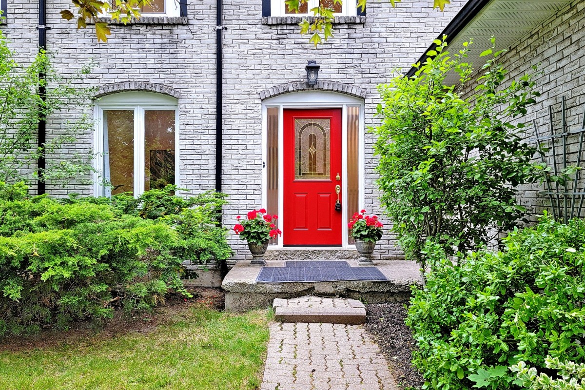 144 Briarwood Rd, Unionville, Ontario, Canada photo 3