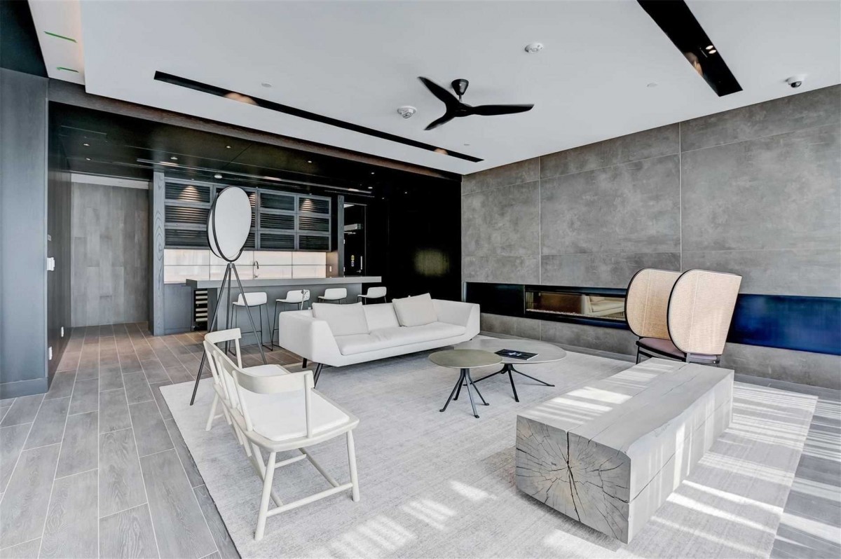 1255 Bayly Street, Pickering, Ontario, Canada photo 4