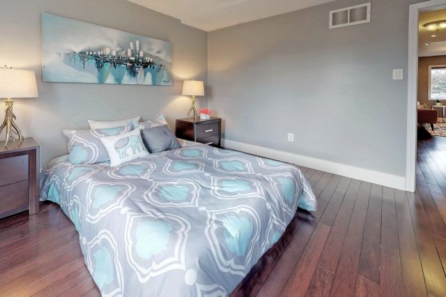 28 Spring Meadow Ave, Markham, Ontario, Canada photo 19