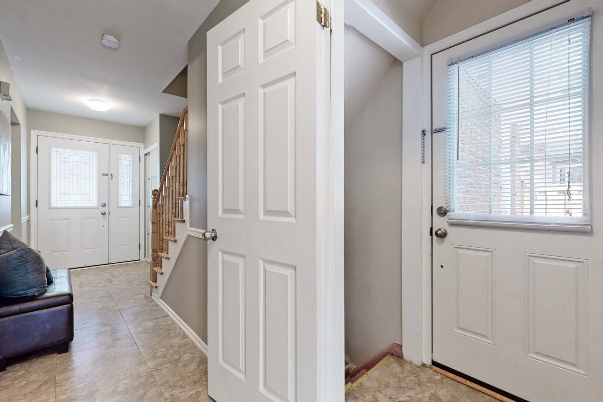 91 Millard Street, Whitchurch-Stouffville, Ontario, Canada photo 11