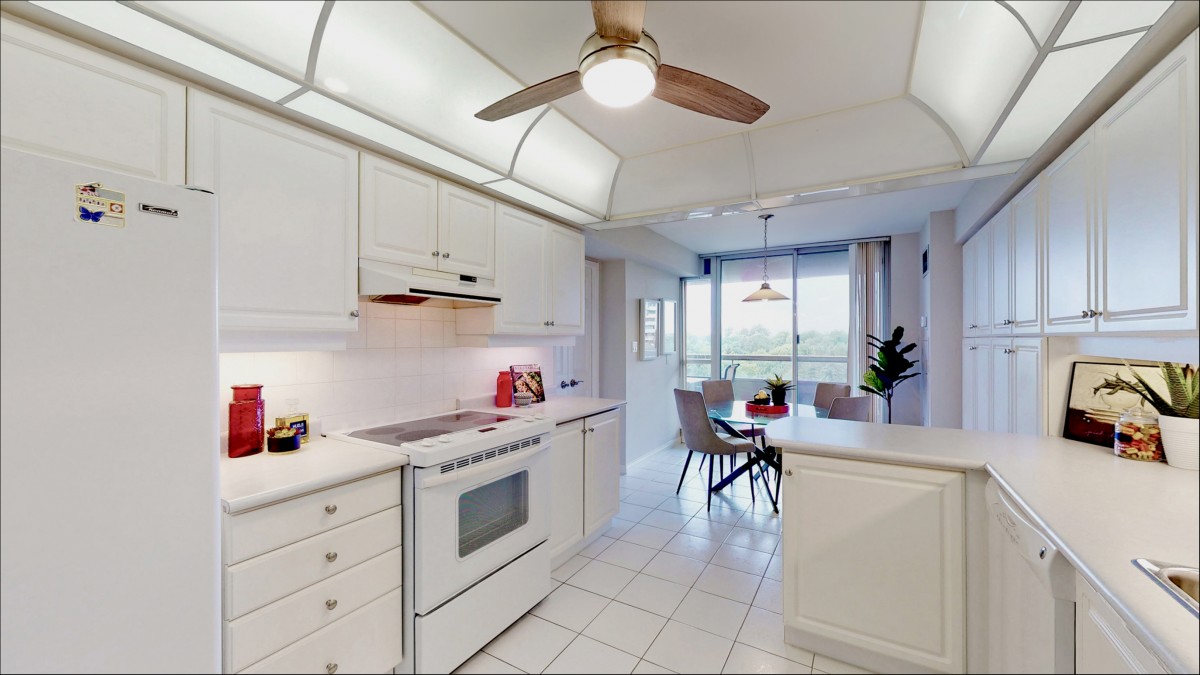 610 Bullock Drive #511, Unionville, Ontario, Canada photo 10