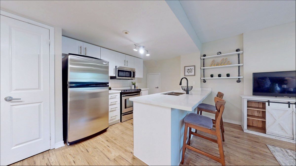 93 The Queensway TH 16, Toronto, Ontario, Canada photo 10