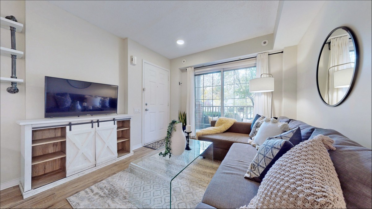 93 The Queensway TH 16, Toronto, Ontario, Canada photo 5