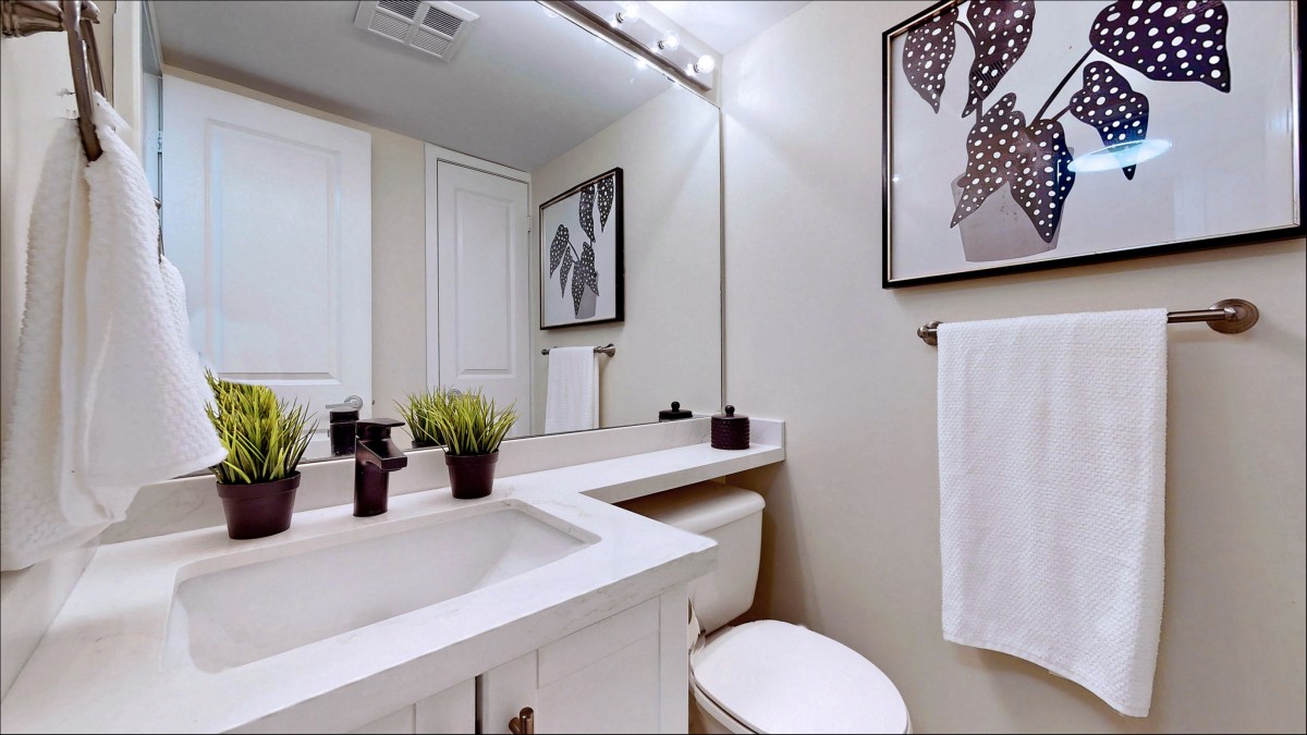 93 The Queensway TH 16, Toronto, Ontario, Canada photo 21