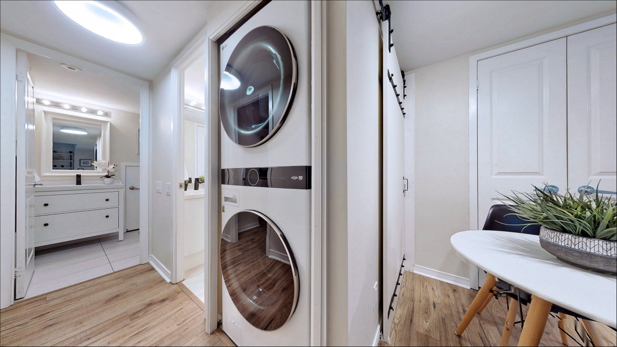 93 The Queensway TH 16, Toronto, Ontario, Canada photo 22