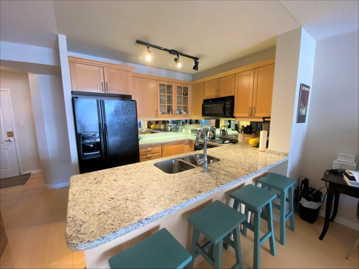 3130 Yonge Street #501, Toronto, Ontario, Canada photo 8