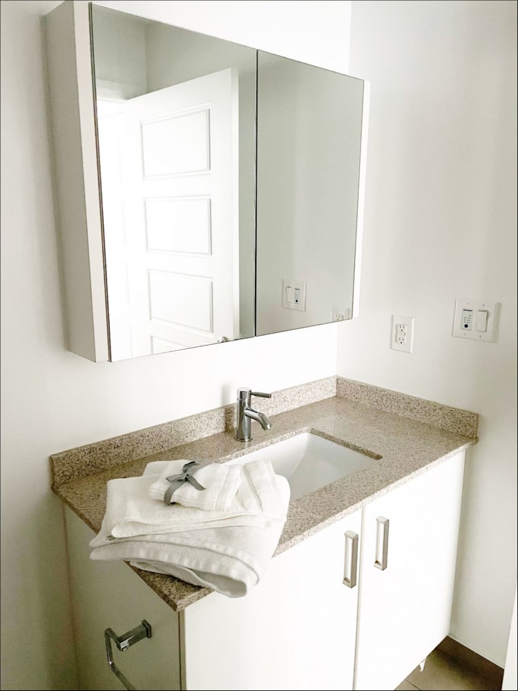 8228 Birchmount Road #325, Markham, Ontario, Canada photo 3