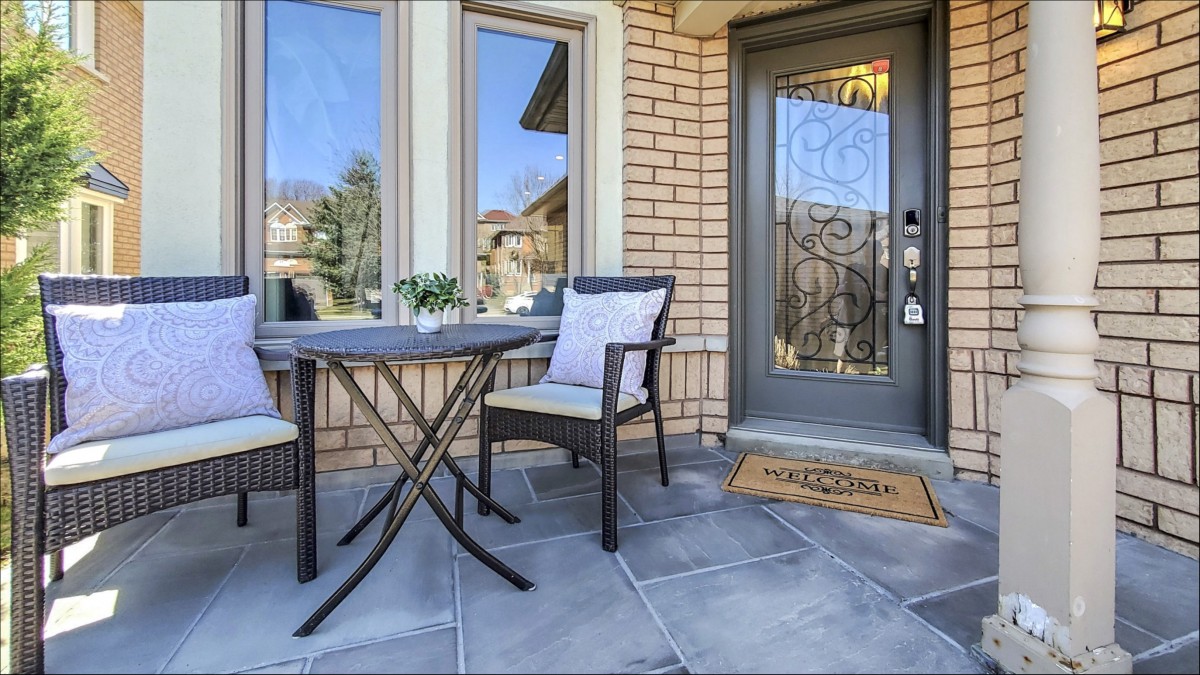 66 Foxtail Ridge, Newmarket, Ontario, Canada photo 4