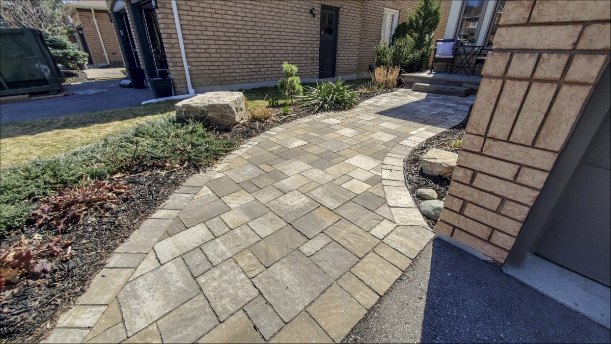 66 Foxtail Ridge, Newmarket, Ontario, Canada photo 3