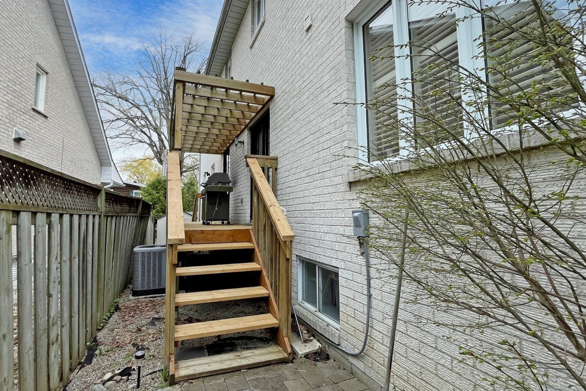 2 Riverview Rd, Markham, Ontario, Canada photo 51