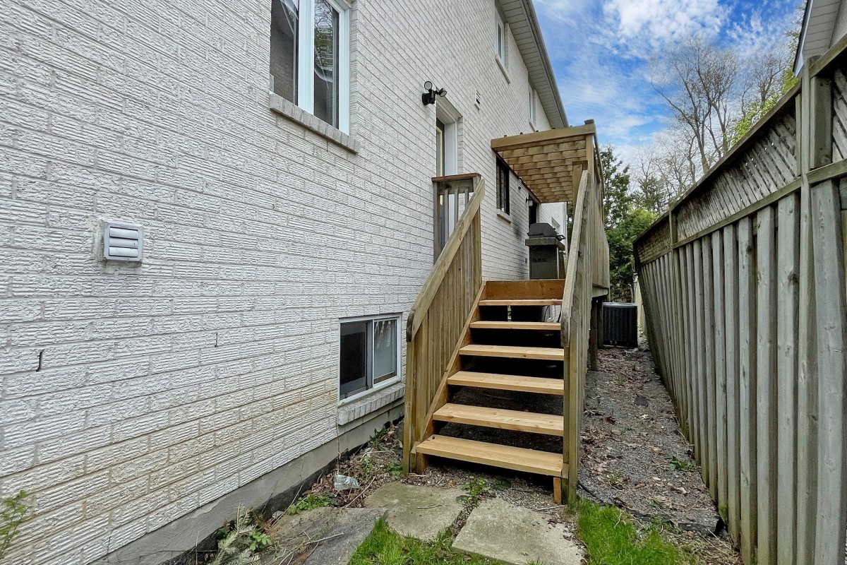 2 Riverview Rd, Markham, Ontario, Canada photo 52