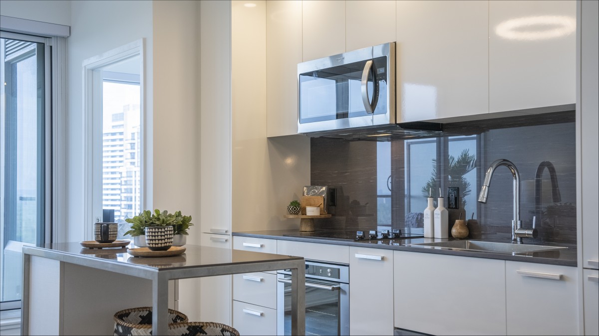 75 Canterbury Place, Toronto, Ontario, Canada photo 14