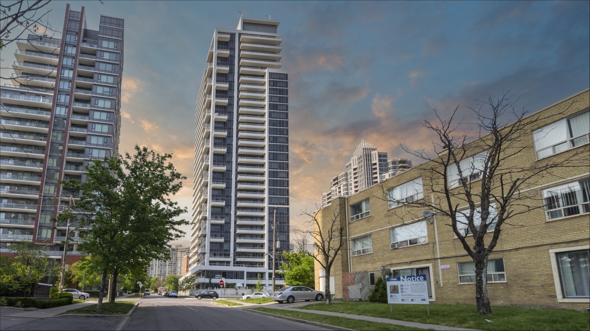 75 Canterbury Place, Toronto, Ontario, Canada photo 34