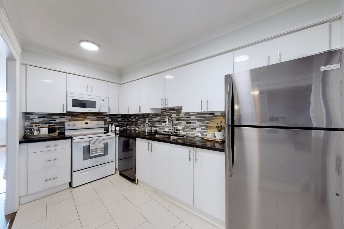 2050 Bridletowne Circle #1401, Toronto, Ontario, Canada photo 14