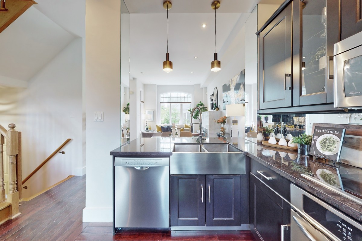 28 Spring Meadow Ave, Markham, Ontario, Canada photo 14