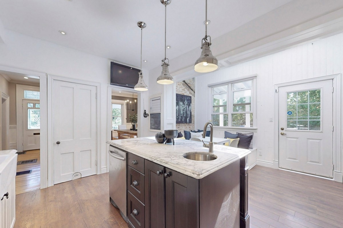 2 Peter Street, Markham, Ontario, Canada photo 18