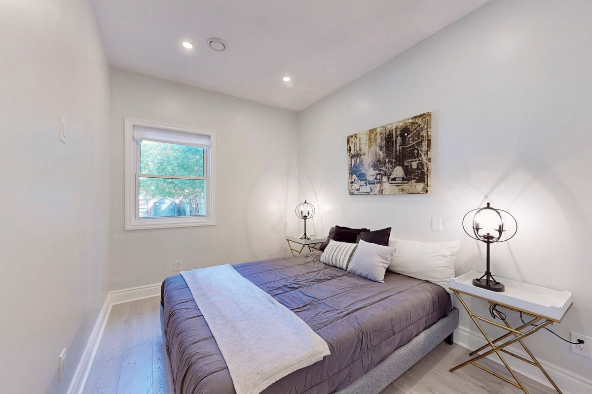 2 Peter Street, Markham, Ontario, Canada photo 68