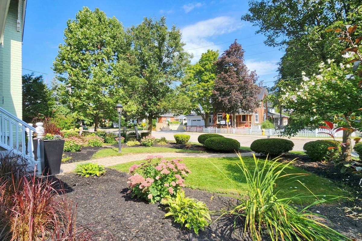 2 Peter Street, Markham, Ontario, Canada photo 92