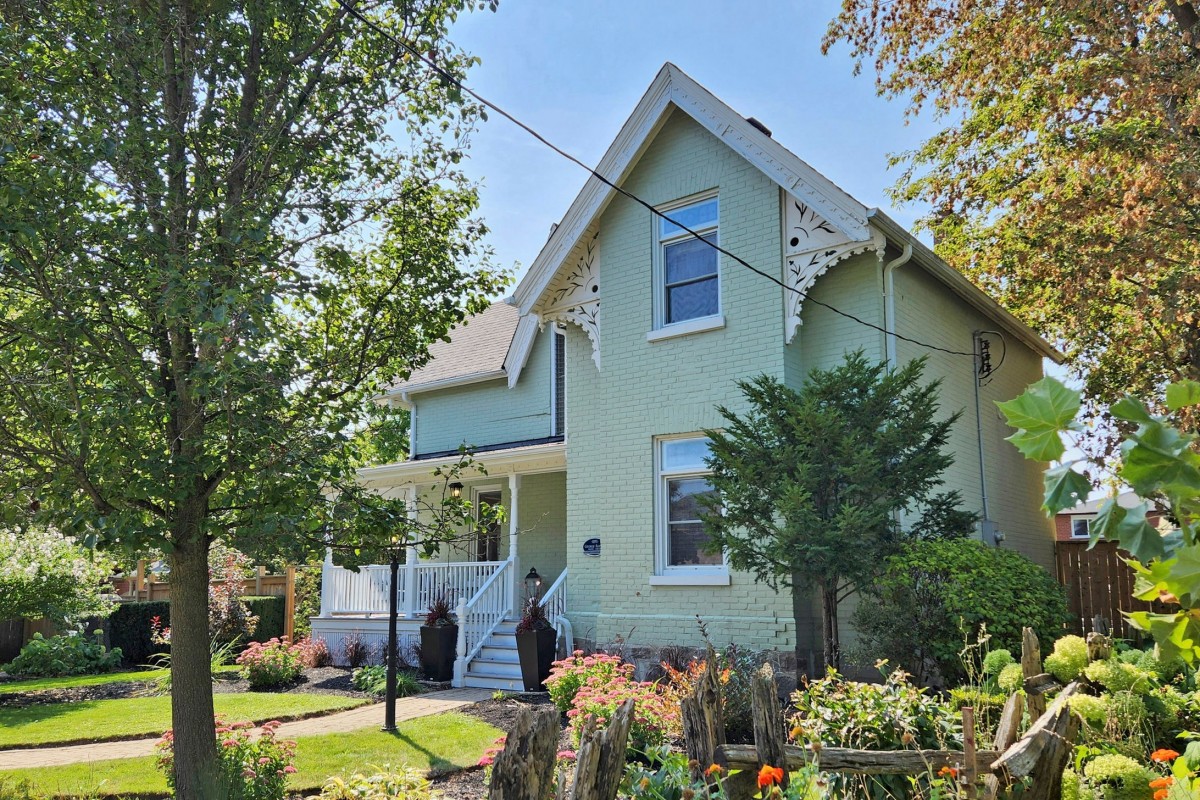 2 Peter Street, Markham, Ontario, Canada photo 4