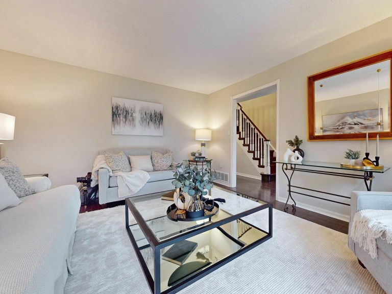 9 Bramble Way, Markham, Ontario, Canada photo 4