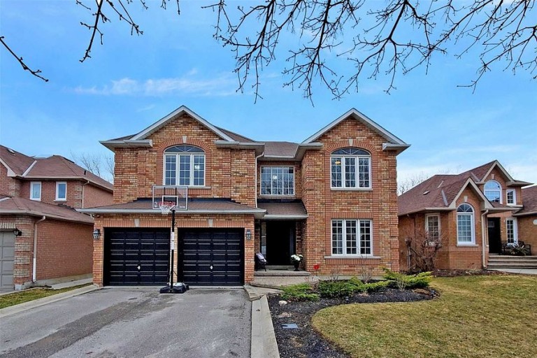 92 Sandale Rd, Whitchurch-Stouffville, Ontario, Canada photo 1