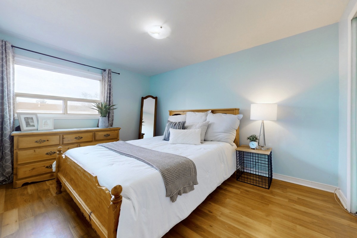 57 McClure Crescent, Toronto, Ontario, Canada photo 24