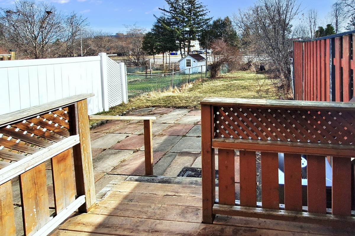 57 McClure Crescent, Toronto, Ontario, Canada photo 37