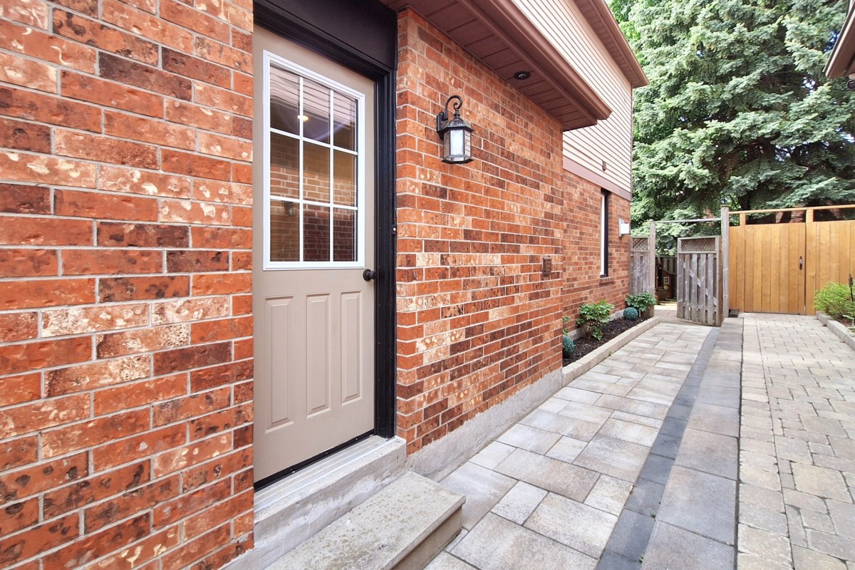 38 Larkin Avenue, Markham, Ontario, Canada photo 82