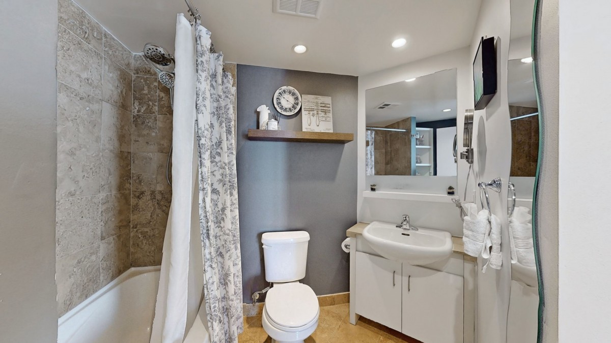 218 Queens Quay West Unit 403, Toronto, Ontario, Canada photo 28