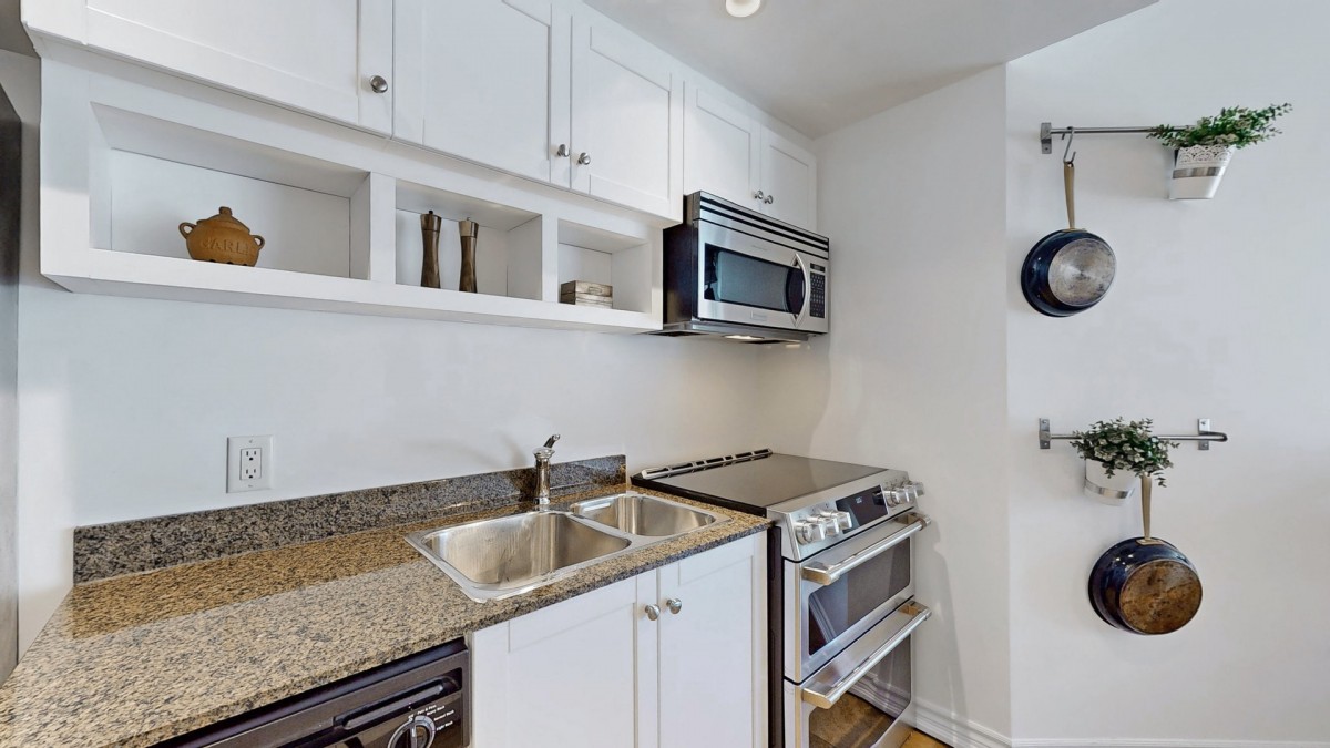 218 Queens Quay West Unit 403, Toronto, Ontario, Canada photo 23