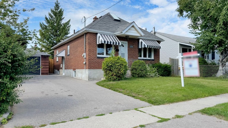 226 Mitchell Avenue, Oshawa, Ontario, Canada