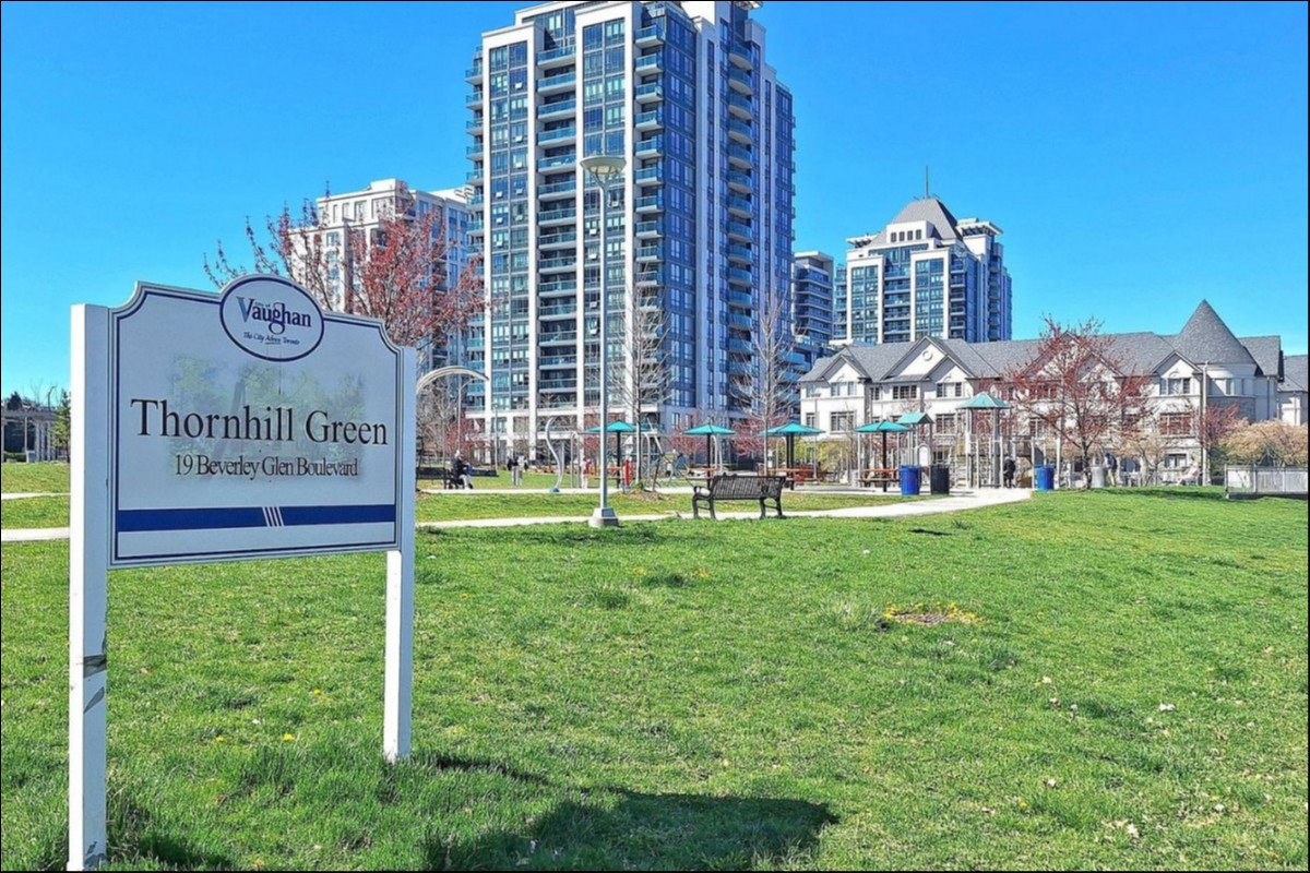 8 Beverley Glen Blvd #D518, Vaughan, Ontario, Canada photo 25