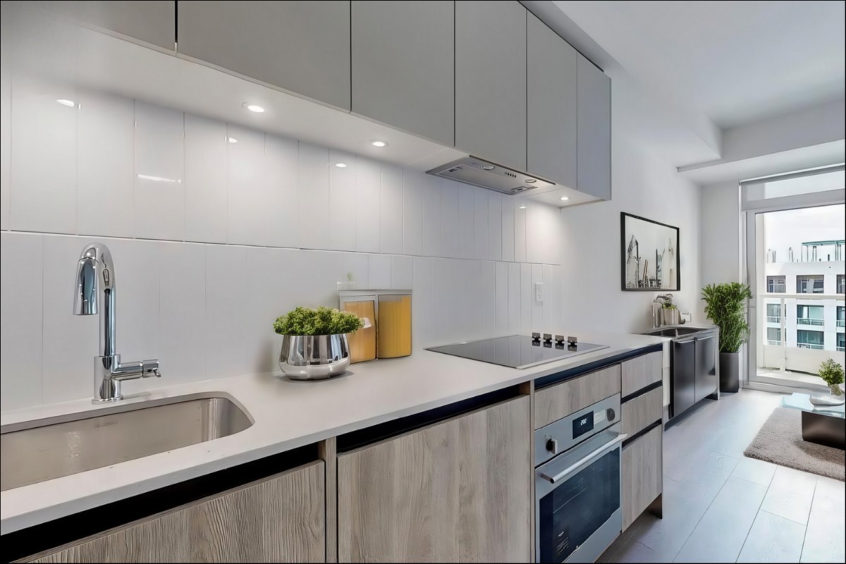 8 Beverley Glen Blvd #D518, Vaughan, Ontario, Canada photo 4