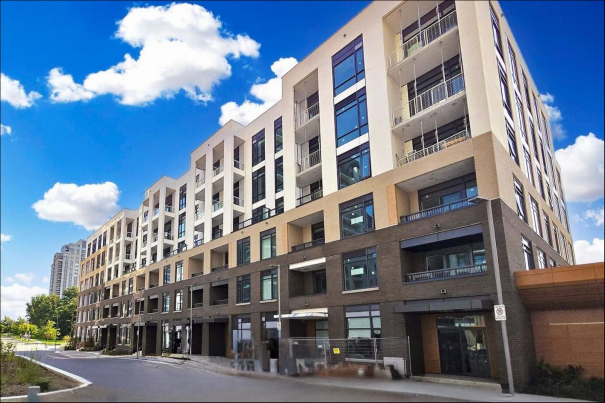 8 Beverley Glen Blvd #D518, Vaughan, Ontario, Canada photo 1