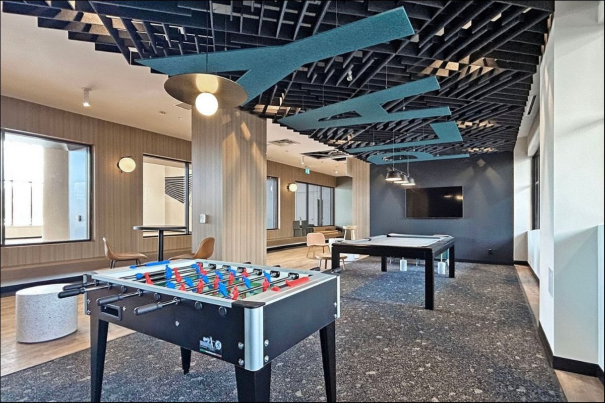 8 Beverley Glen Blvd #D518, Vaughan, Ontario, Canada photo 18