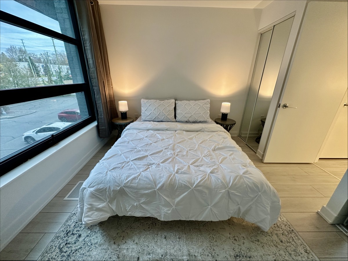 1604 Charles Street #118, Whitby, Ontario, Canada photo 12